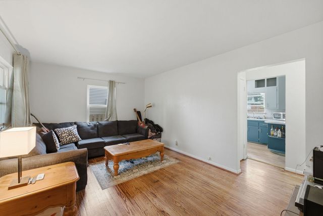1727 13th Avenue, Moline, IL 61265