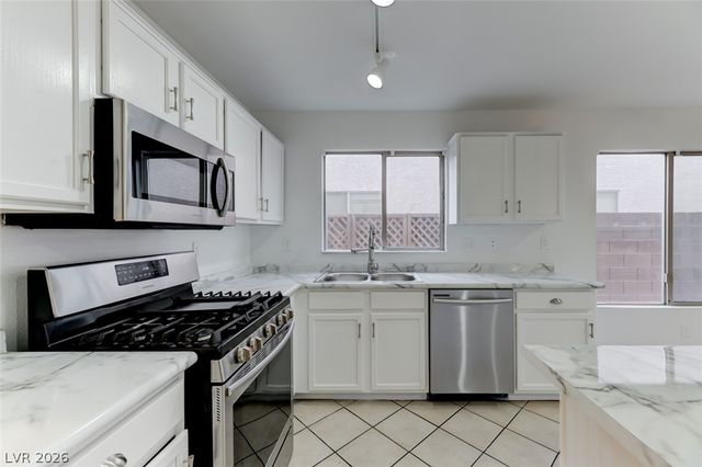 4548 Grand Rock Drive, North Las Vegas, NV 89081