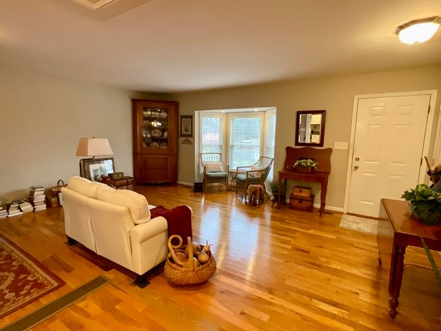 8 Chenault Drive, Mt Sterling, KY 40353