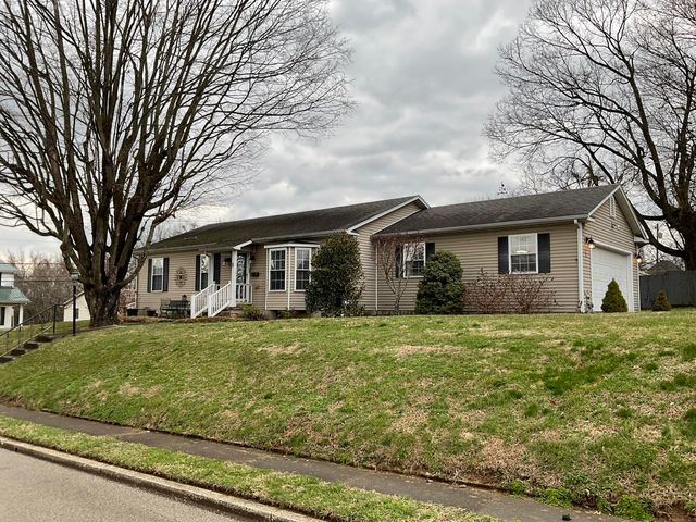 8 Chenault Drive, Mt Sterling, KY 40353