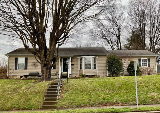 8 Chenault Drive, Mt Sterling, KY 40353