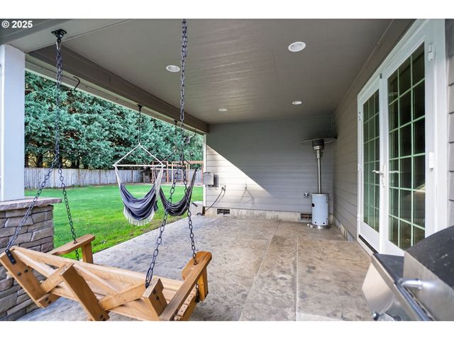 20385 S FERGUSON Rd, Oregon City, OR 97045