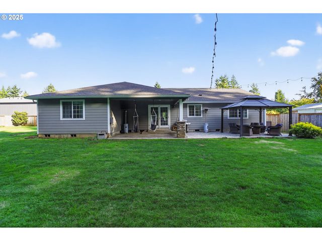 20385 S FERGUSON Rd, Oregon City, OR 97045