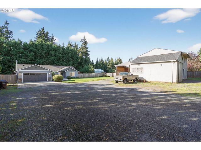 20385 S FERGUSON Rd, Oregon City, OR 97045