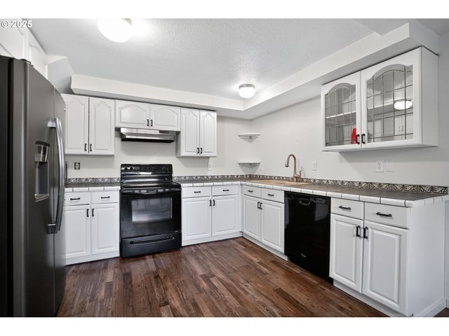 20385 S FERGUSON Rd, Oregon City, OR 97045