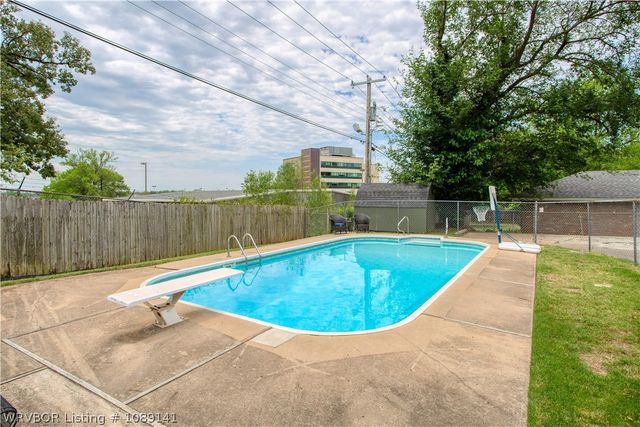 6920 Riviera Drive, Fort Smith, AR 72903