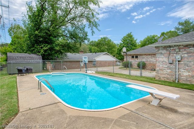 6920 Riviera Drive, Fort Smith, AR 72903