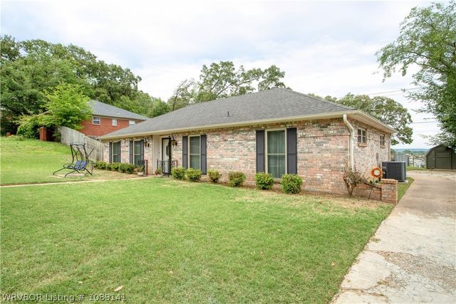 6920 Riviera Drive, Fort Smith, AR 72903