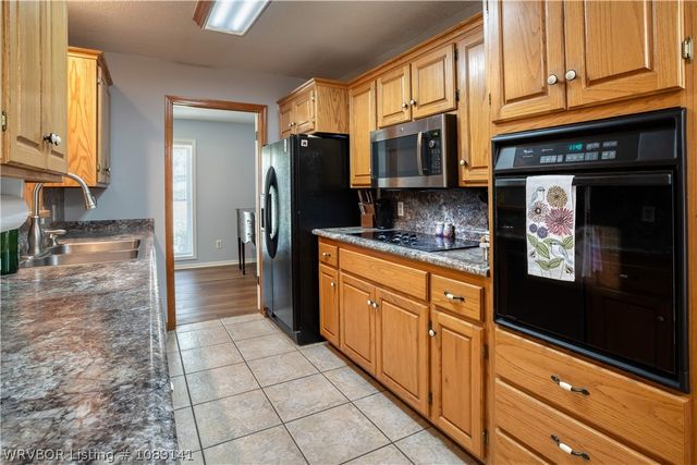 6920 Riviera Drive, Fort Smith, AR 72903
