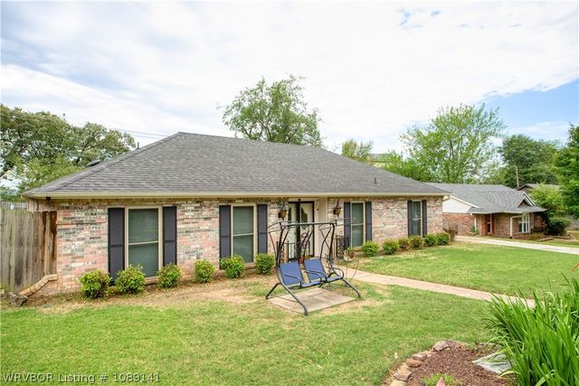 6920 Riviera Drive, Fort Smith, AR 72903