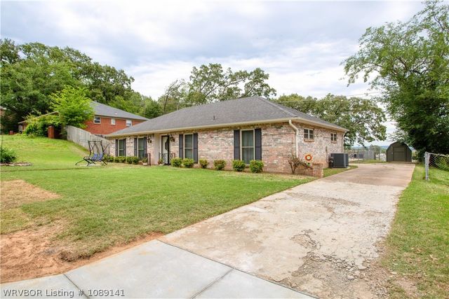 6920 Riviera Drive, Fort Smith, AR 72903