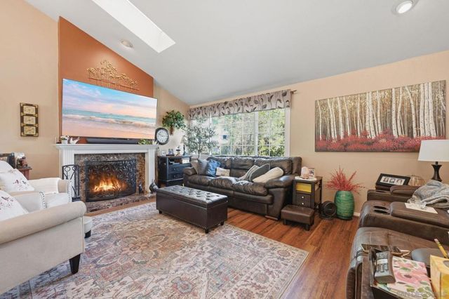 8087 Blue Lake Dr, San Diego, CA 92119