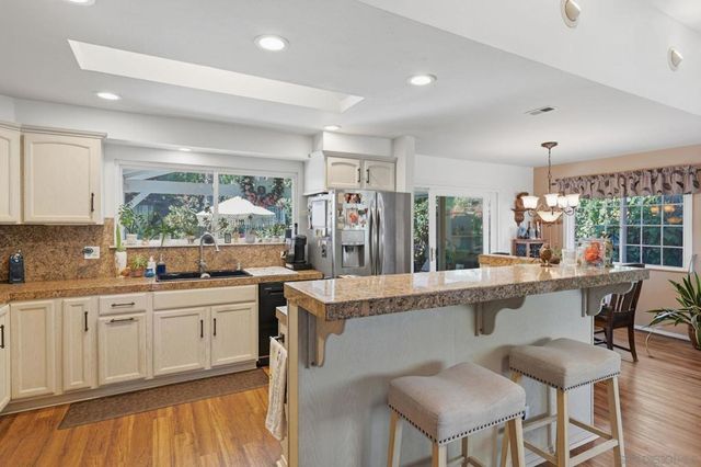 8087 Blue Lake Dr, San Diego, CA 92119