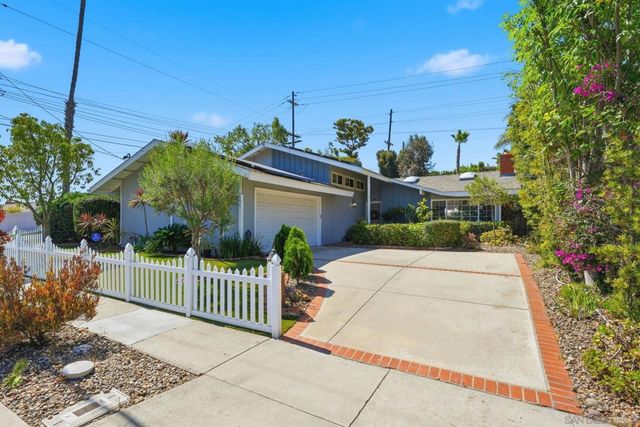 8087 Blue Lake Dr, San Diego, CA 92119