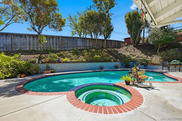 8087 Blue Lake Dr, San Diego, CA 92119