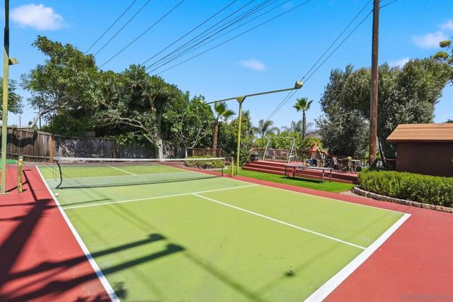 8087 Blue Lake Dr, San Diego, CA 92119