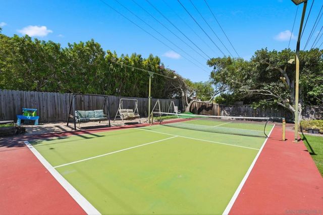 8087 Blue Lake Dr, San Diego, CA 92119