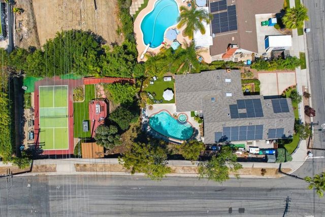 8087 Blue Lake Dr, San Diego, CA 92119