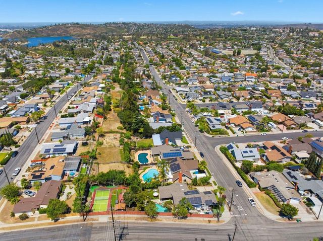 8087 Blue Lake Dr, San Diego, CA 92119