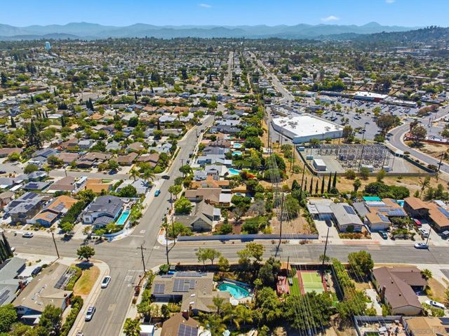 8087 Blue Lake Dr, San Diego, CA 92119