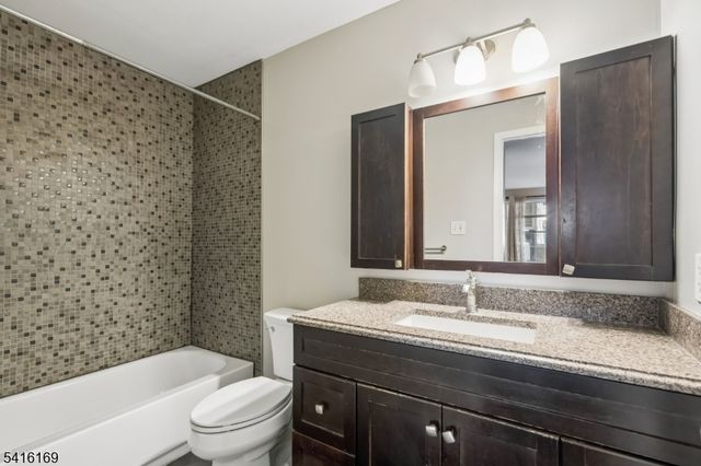 482 Tournament-8 8, Union Twp., NJ 07083