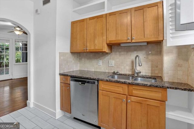 677 Somerset Terrace NE 6D, Atlanta, GA 30306