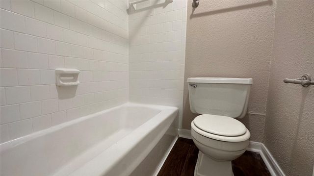 7315 Brompton Street 303B, Houston, TX 77025