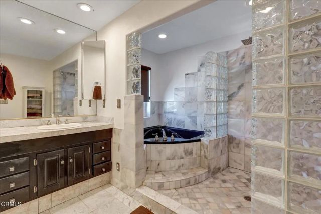 561 S Ventu Park Road, Newbury Park, CA 91320