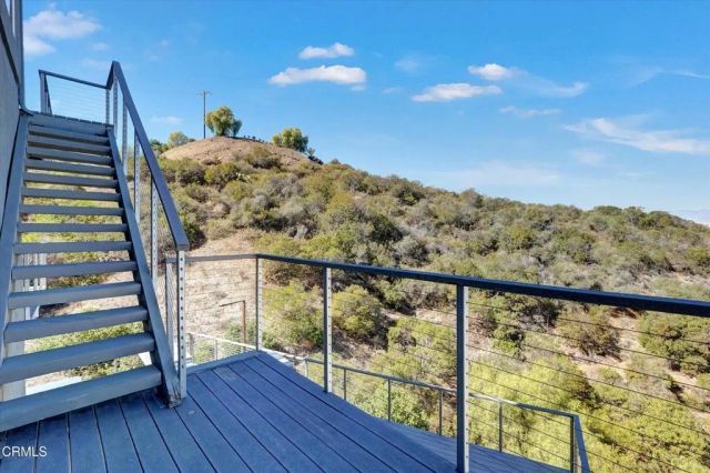 561 S Ventu Park Road, Newbury Park, CA 91320