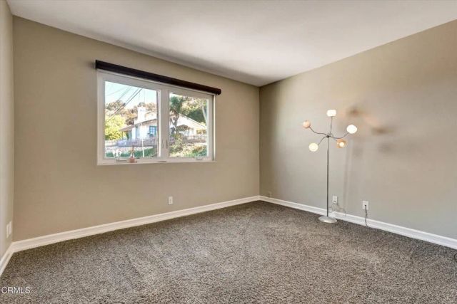 561 S Ventu Park Road, Newbury Park, CA 91320