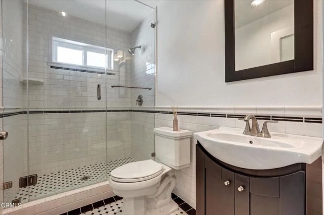 561 S Ventu Park Road, Newbury Park, CA 91320
