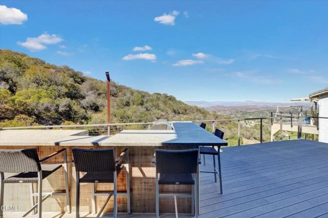 561 S Ventu Park Road, Newbury Park, CA 91320