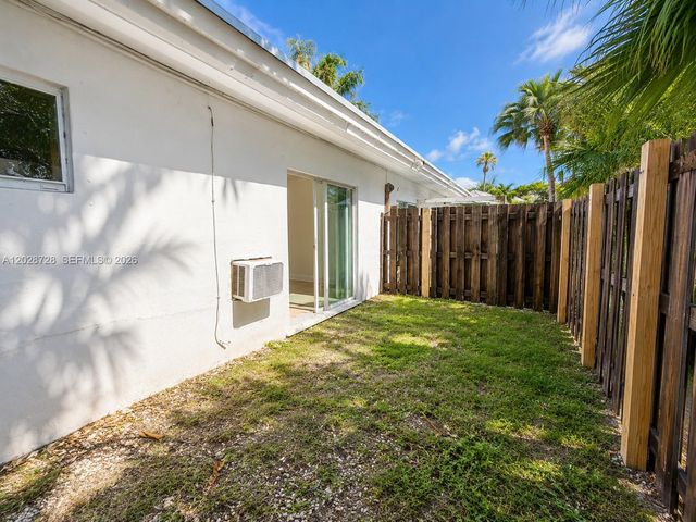 932 Moffett St 3, Hallandale Beach, FL 33009