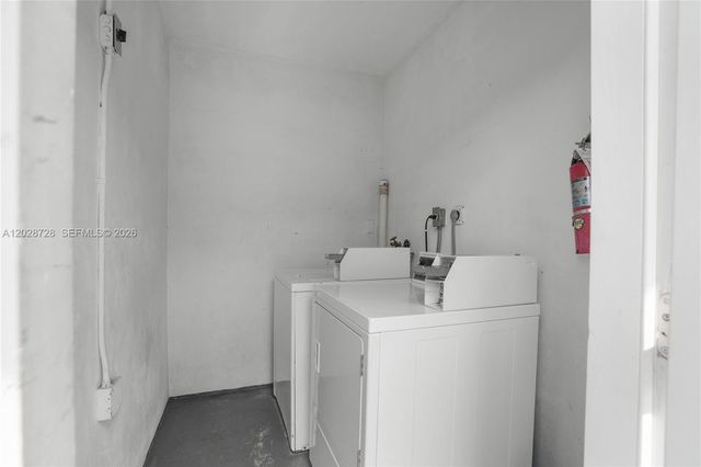 932 Moffett St 3, Hallandale Beach, FL 33009