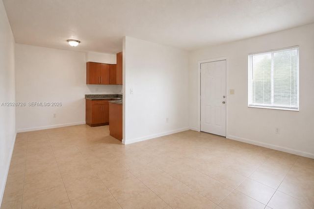 932 Moffett St 3, Hallandale Beach, FL 33009