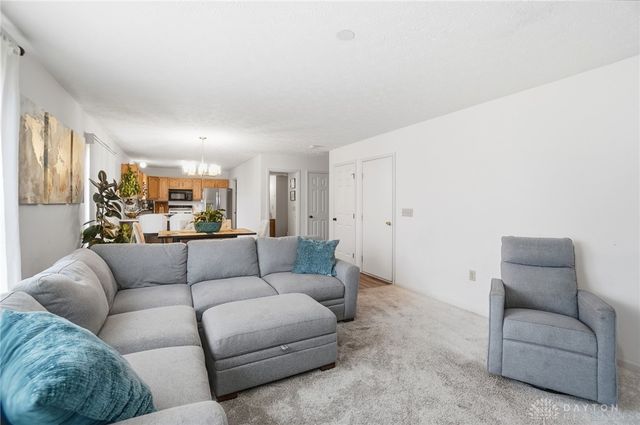 2010 Clearstream Way, Englewood, OH 45315