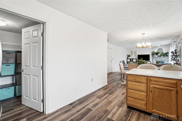 2010 Clearstream Way, Englewood, OH 45315