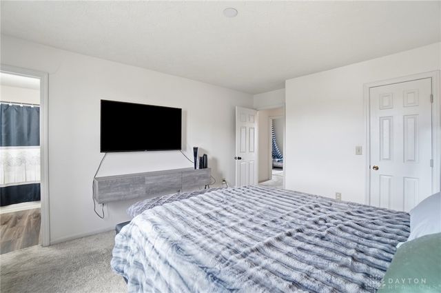 2010 Clearstream Way, Englewood, OH 45315