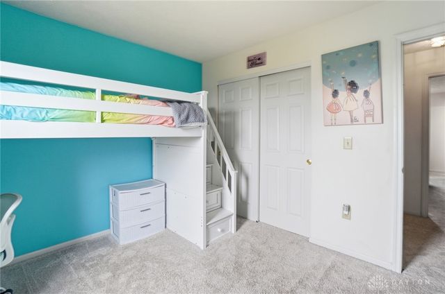 2010 Clearstream Way, Englewood, OH 45315