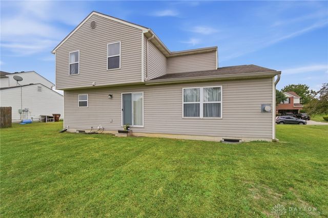 2010 Clearstream Way, Englewood, OH 45315