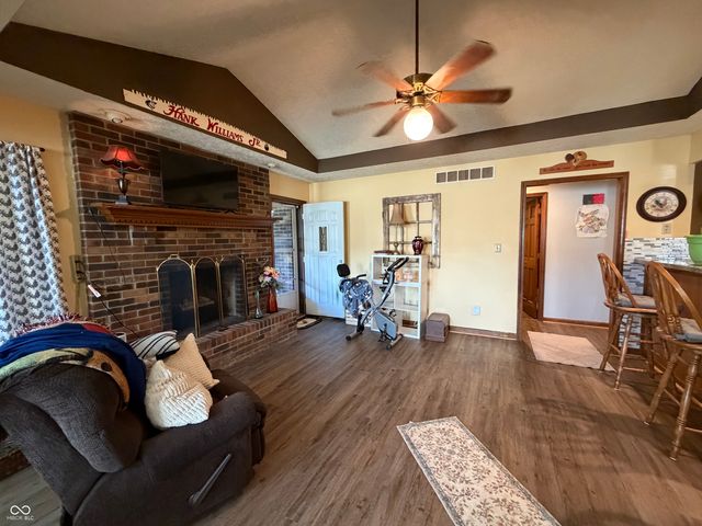 103 Weber Court, Franklin, IN 46131