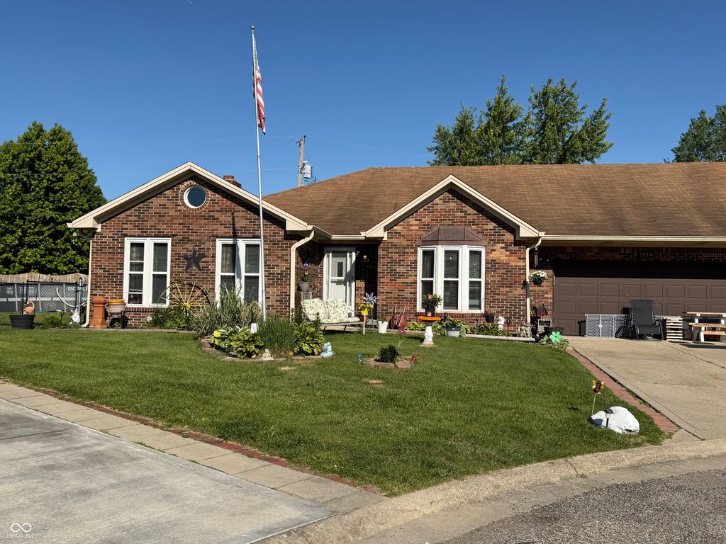 103 Weber Court, Franklin, IN 46131
