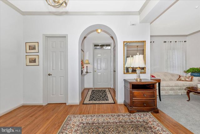 2205 GARDEN LN, Frederick, MD 21701