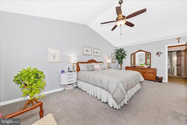 2205 GARDEN LN, Frederick, MD 21701