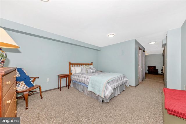 2205 GARDEN LN, Frederick, MD 21701