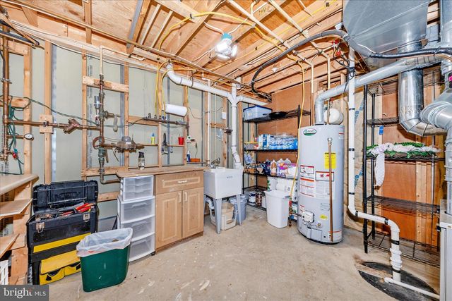 2205 GARDEN LN, Frederick, MD 21701