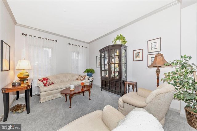 2205 GARDEN LN, Frederick, MD 21701