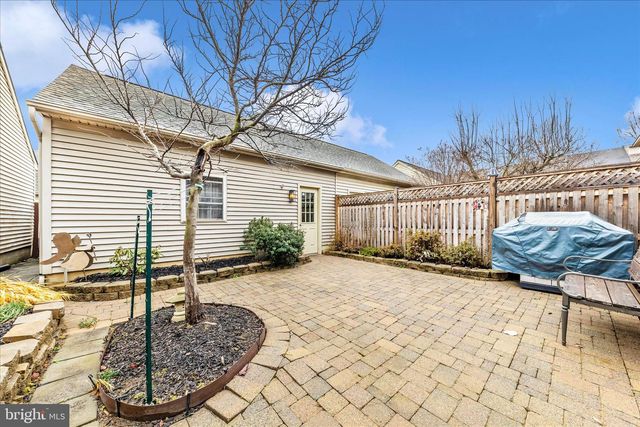 2205 GARDEN LN, Frederick, MD 21701