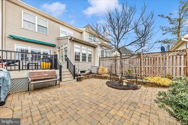 2205 GARDEN LN, Frederick, MD 21701