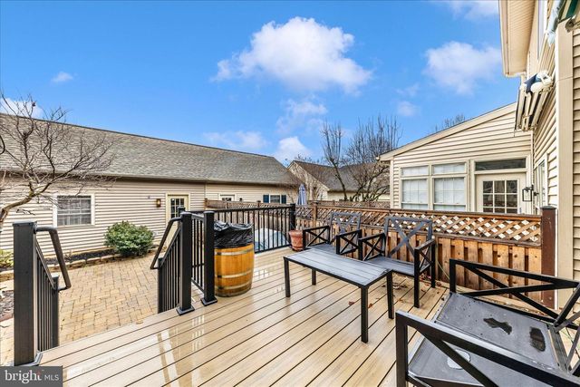 2205 GARDEN LN, Frederick, MD 21701